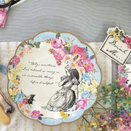 112911 Talking Tables Papperstallrikar Alice i Underlandet 18 cm 12 st - Truly Alice