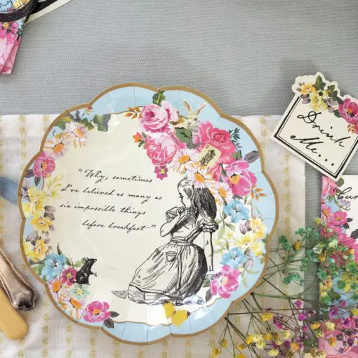 112911 Talking Tables Papperstallrikar Alice i Underlandet 18 cm 12 st - Truly Alice