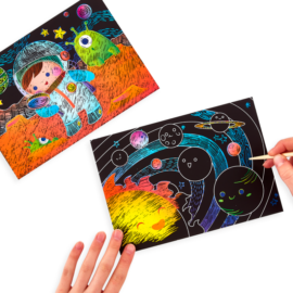 113083 OOLY Skrapmotiv Space Explorer Scratch And Scribble
