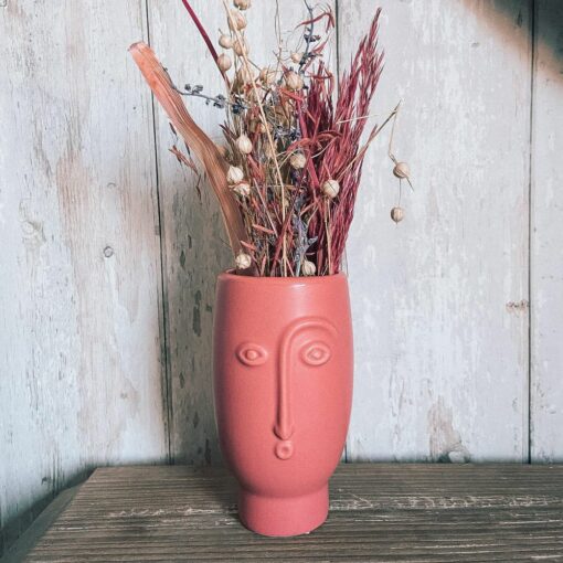 Sass & Belle Minivas Röd Abstrakt Ansikte – Plaster & Clay