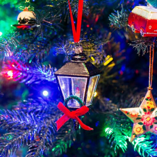 Sass & Belle Julgranskula i Glas London Street Lamp