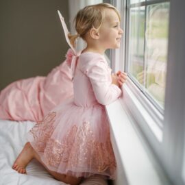 Great Pretenders Fjärilsvingar & Tyllkjol i Rosa Guld stl 4-6 år